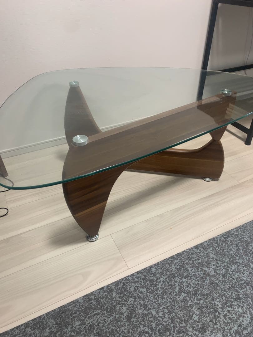 シン　テーブル