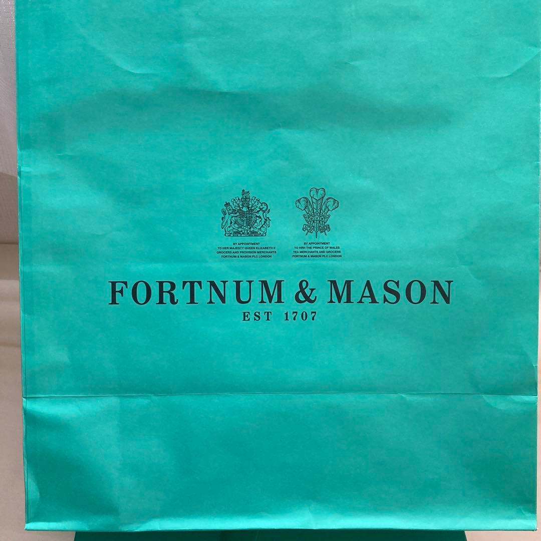 FORTNUM&MASON　紅茶、ママレードジャム、クッキー　ギフトセット