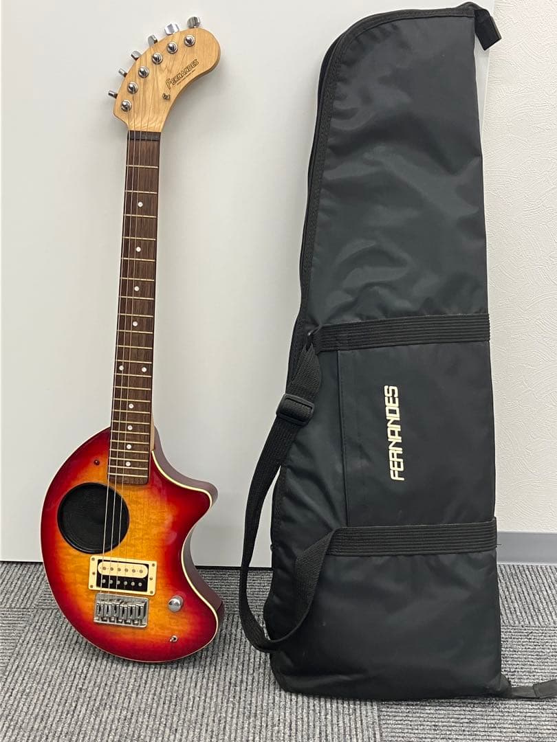 【たびと】FERNANDES ZO-３エレキギター 専用ケース付きY