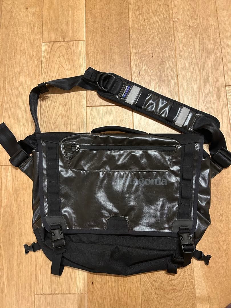 【廃盤】パタゴニア ブラックホール・メッセンジャー 22L 希少