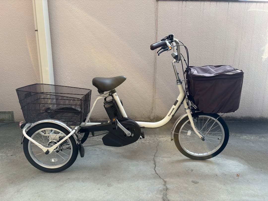 電動アシスト三輪車 パナソニック　ビビライフ　ほぼ新品