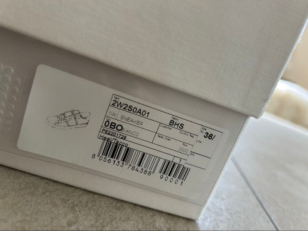 ヴァレンティノ ロックスタッズ スニーカー36 23 23.5cm美品