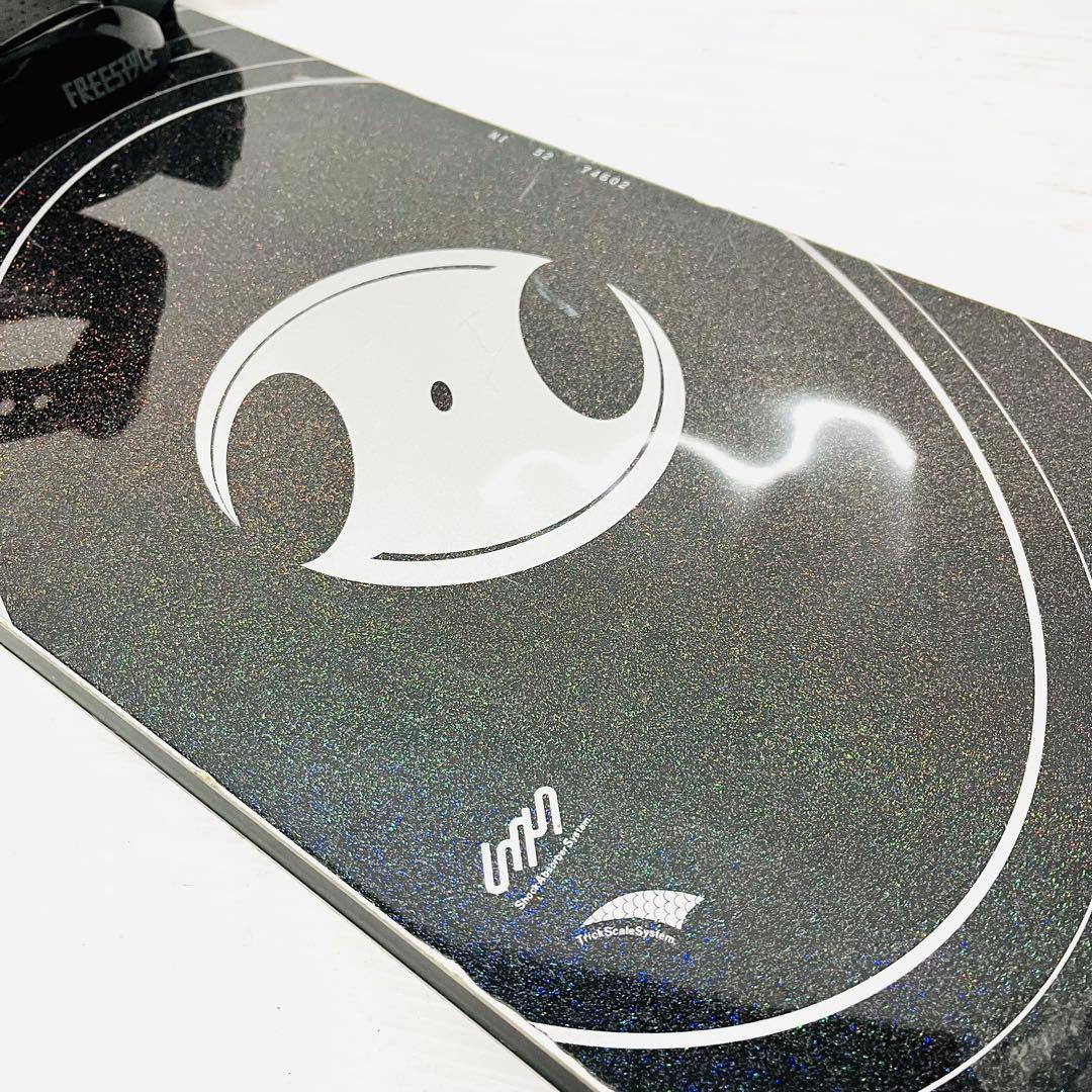 011Artistic スノボセット　バートン　スノーボード　ゼロワンワン