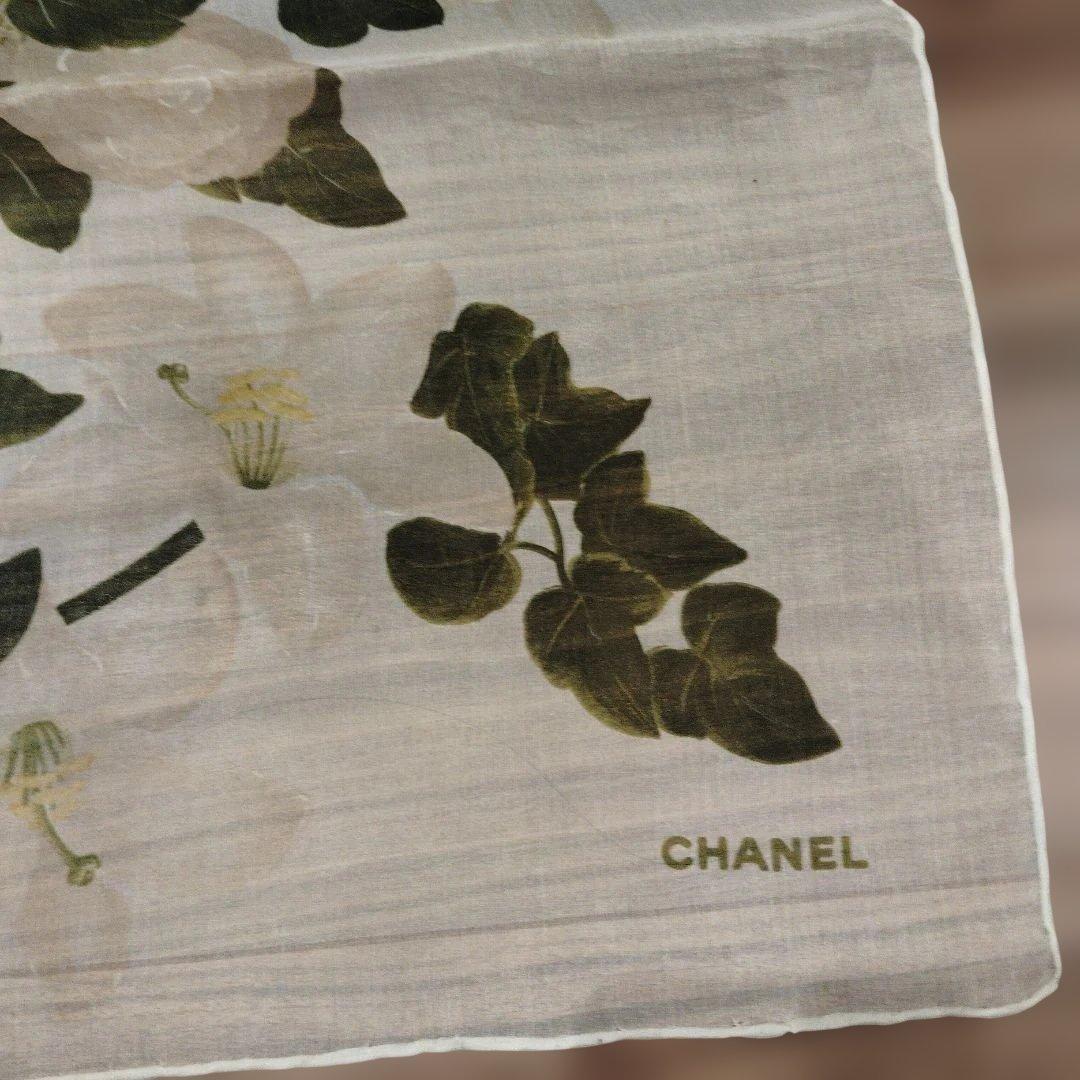 【美品】CHANEL スカーフ 薄手 花柄