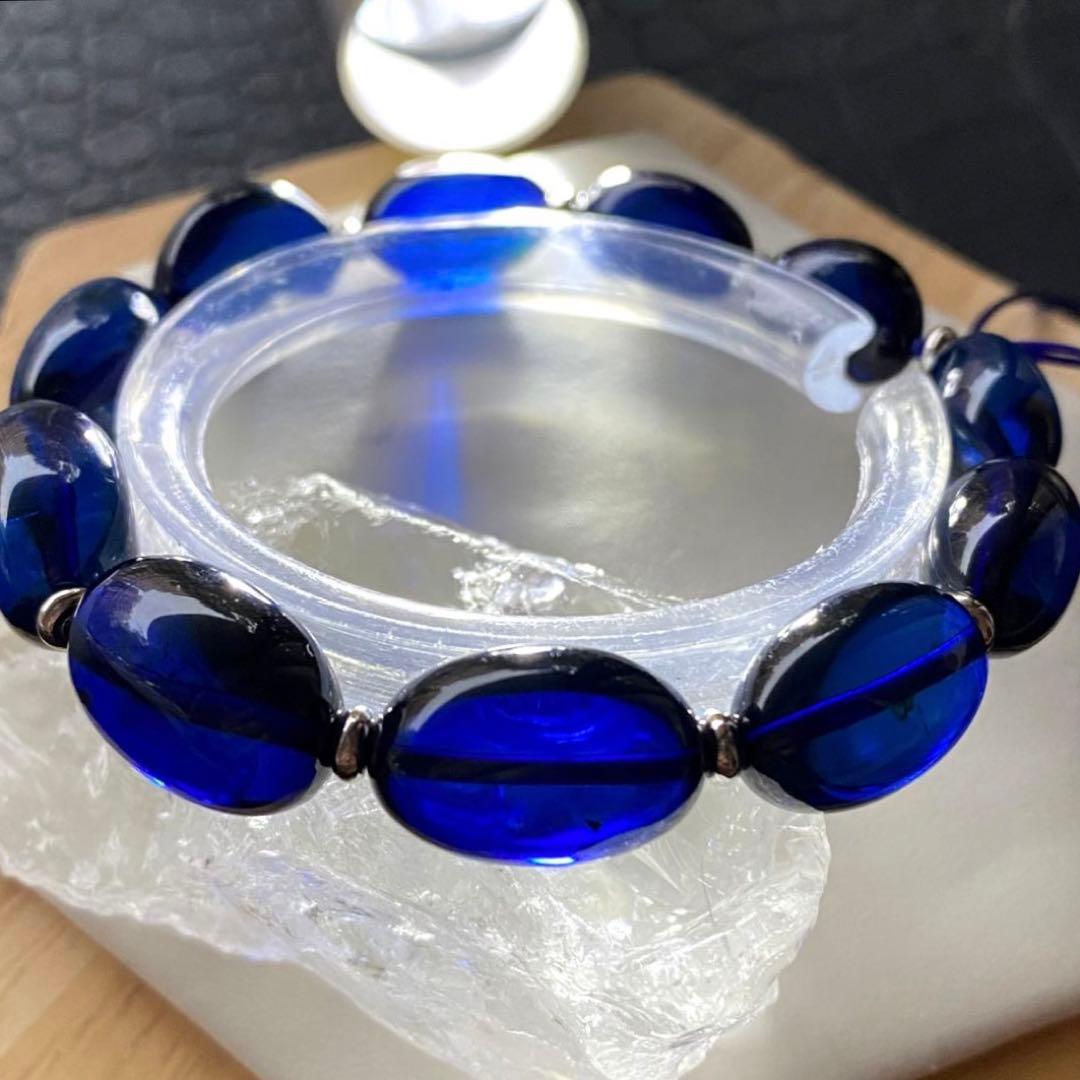 綺麗❣️リトアニア産琥珀♡サファイアブルーアンバーブレスレット