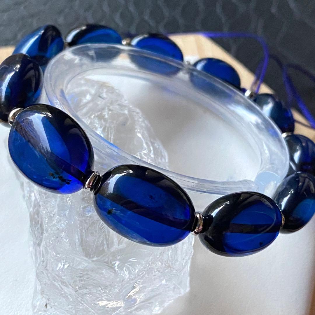 綺麗❣️リトアニア産琥珀♡サファイアブルーアンバーブレスレット