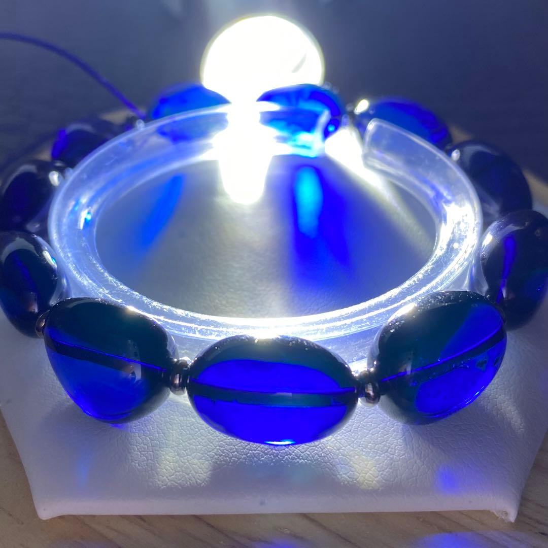 綺麗❣️リトアニア産琥珀♡サファイアブルーアンバーブレスレット