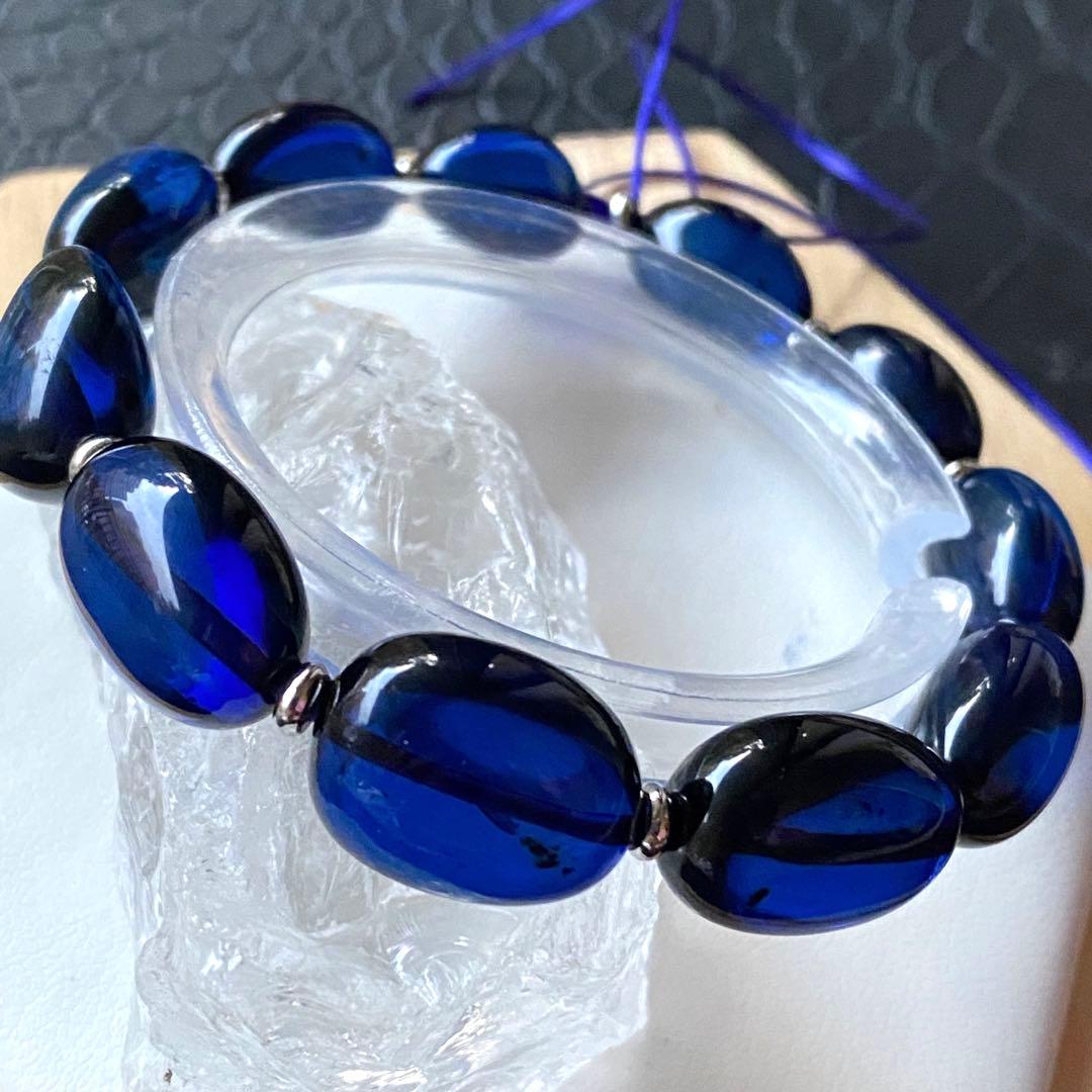 綺麗❣️リトアニア産琥珀♡サファイアブルーアンバーブレスレット