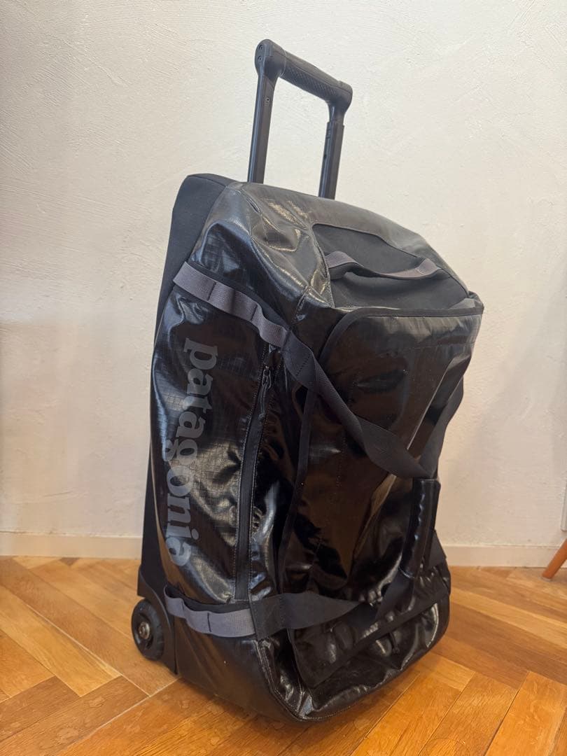 patagonia ブラックホール　ウィールド　70L