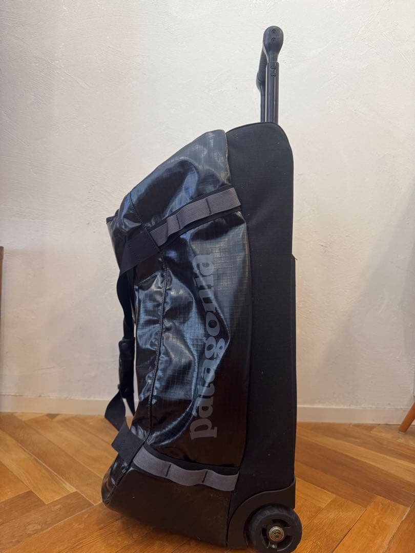 patagonia ブラックホール　ウィールド　70L