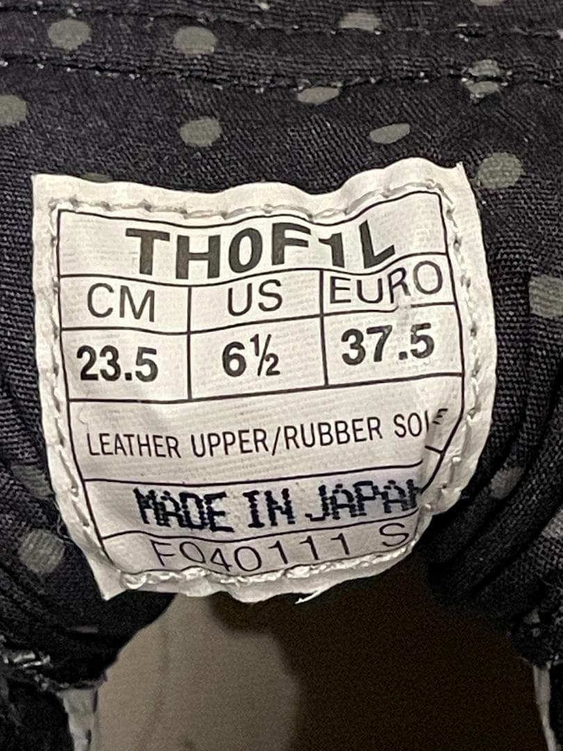 ドット☆オニツカタイガー☆23.5cm☆ハイカットスニーカー☆新品タグ付き