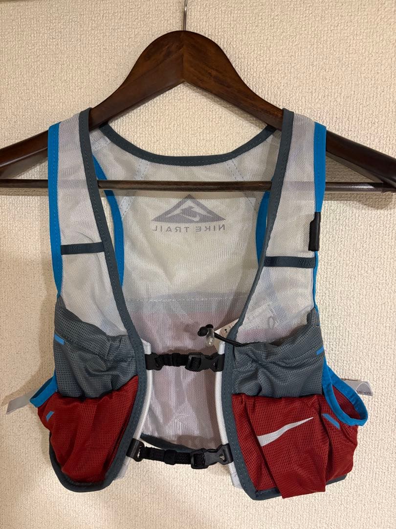 早いもの勝ち　Nike Trail ランニングベスト