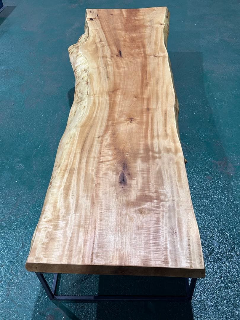 栃　一枚板　トチ　黒皮　アイアン　ローテーブル　センターテーブル　ベンチ