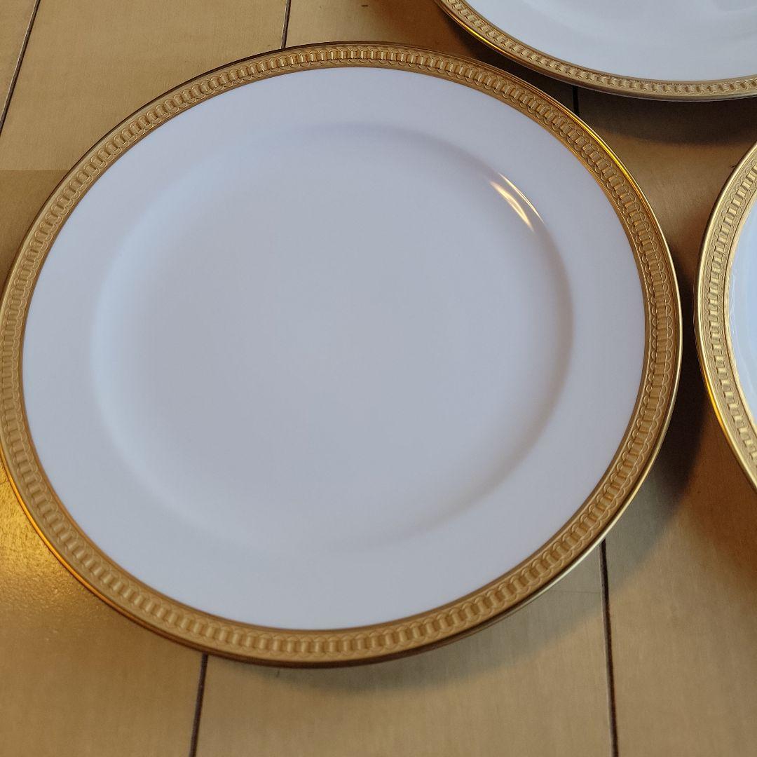 大倉陶園❸クラウンエンボス　デザート皿　3枚