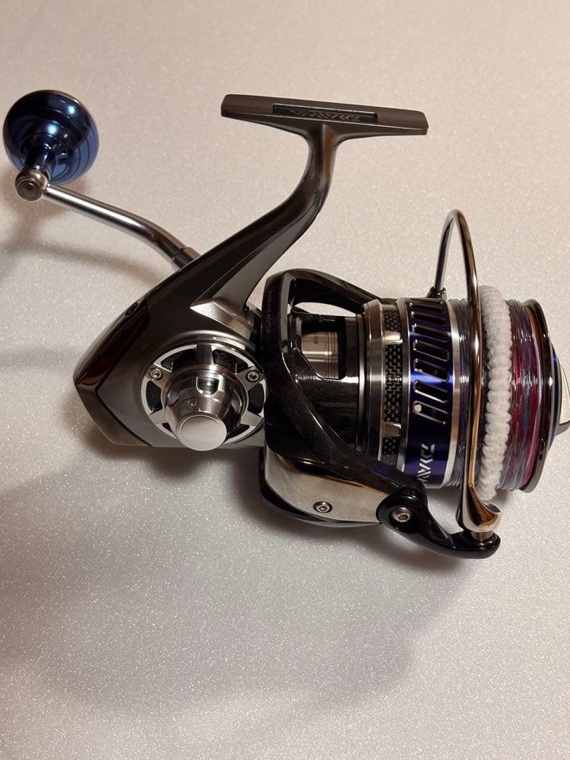 DAIWA SALTIGA 6500H スピニングリール