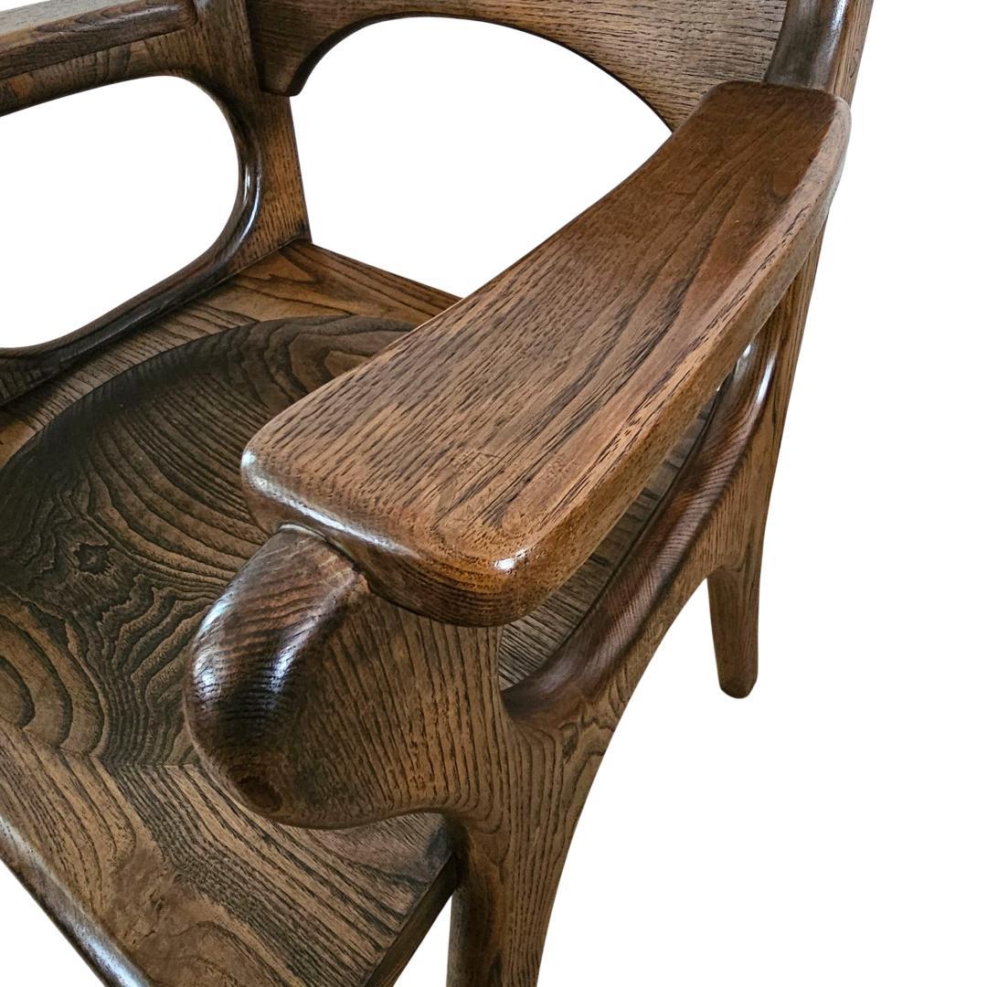 木製 アーム付き ダイニングチェア② 板座 座ぐり くり抜きデザイン 椅子