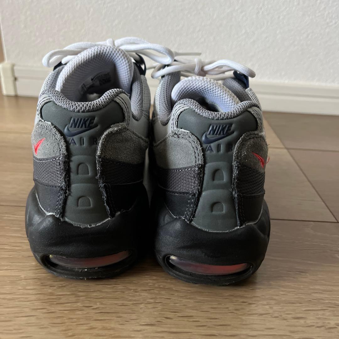 ナイキ エアマックス95 ブラック/トラック