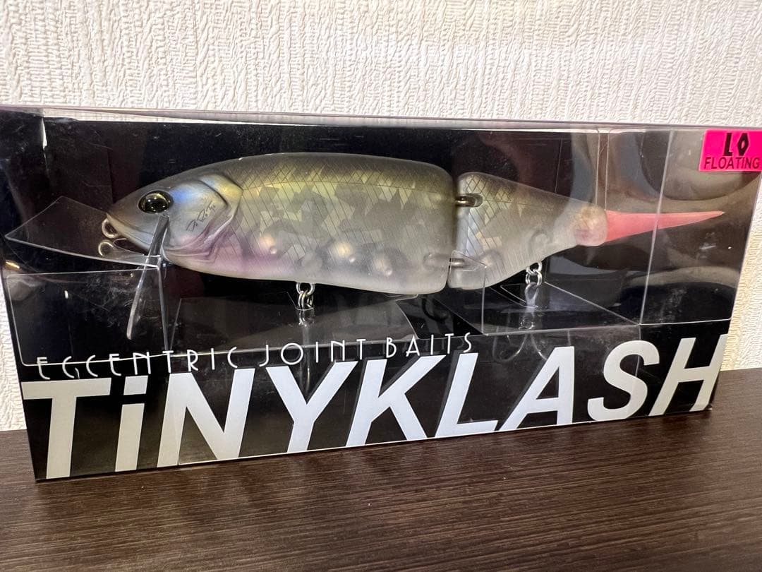 タイニークラッシュTiNY KLASH Low ゴーストチェリーアユ