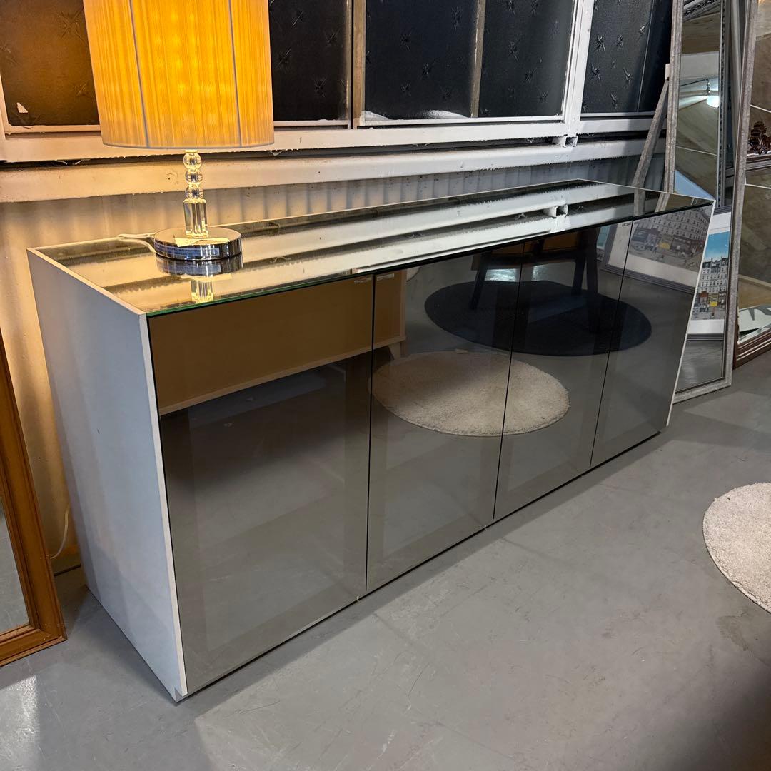 ハーフミラーキャビネットLiving houses