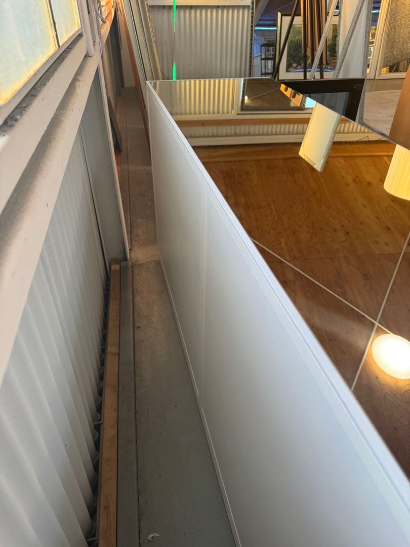 ハーフミラーキャビネットLiving houses