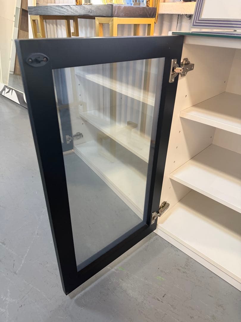 ハーフミラーキャビネットLiving houses