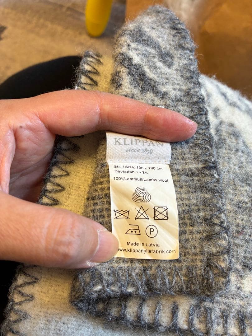 美品　クリッパン　ミナペルホネン　ブランケット　グレー