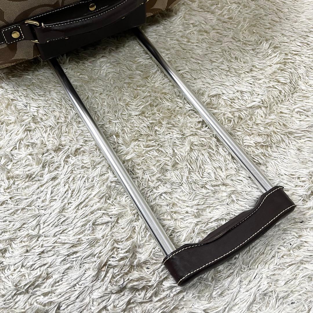 コーチ　キャリーケース　シグネチャー　2輪　キャンバス　レザー　ベージュ　茶色