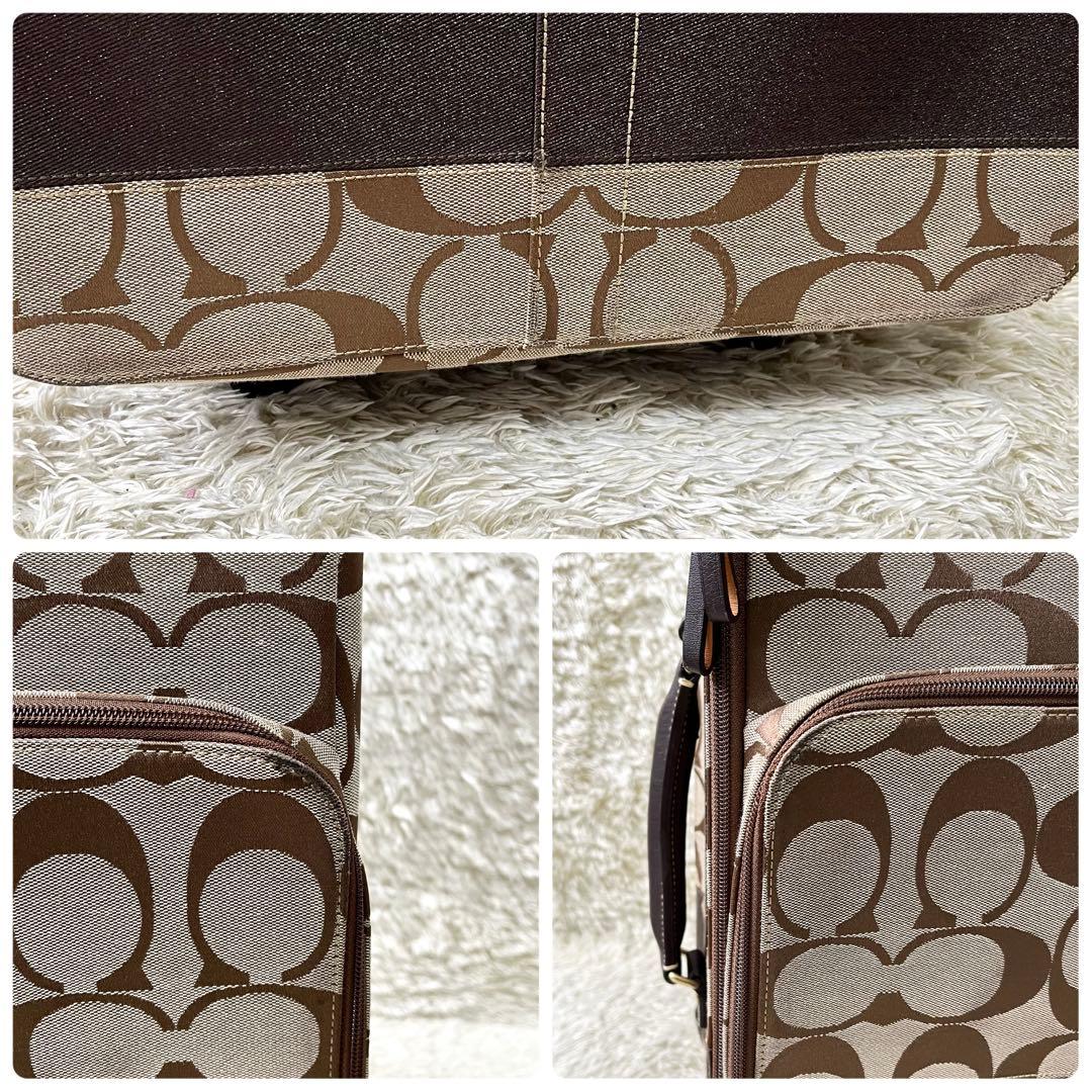 コーチ　キャリーケース　シグネチャー　2輪　キャンバス　レザー　ベージュ　茶色