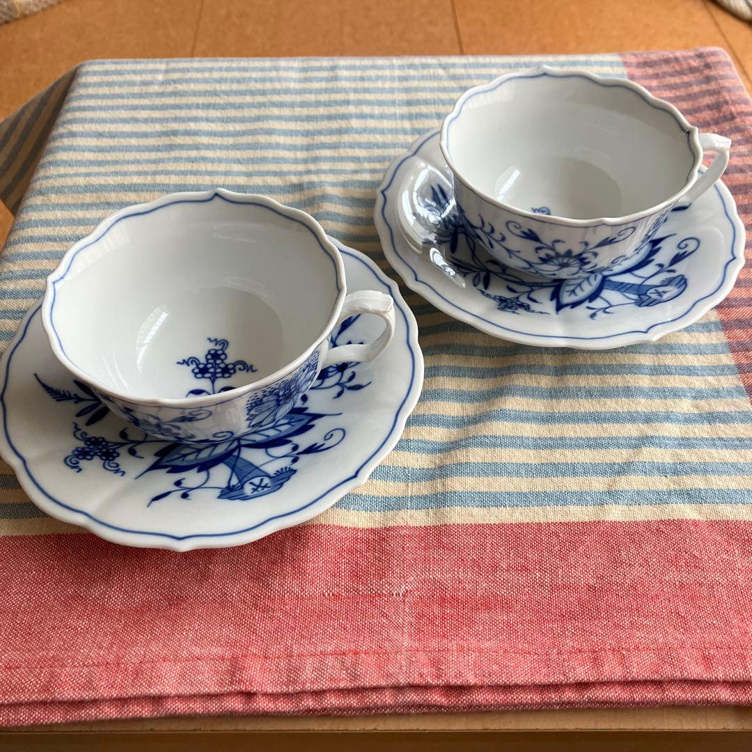 マイセンブルーオニオン　ペアティーカップ&ソーサー