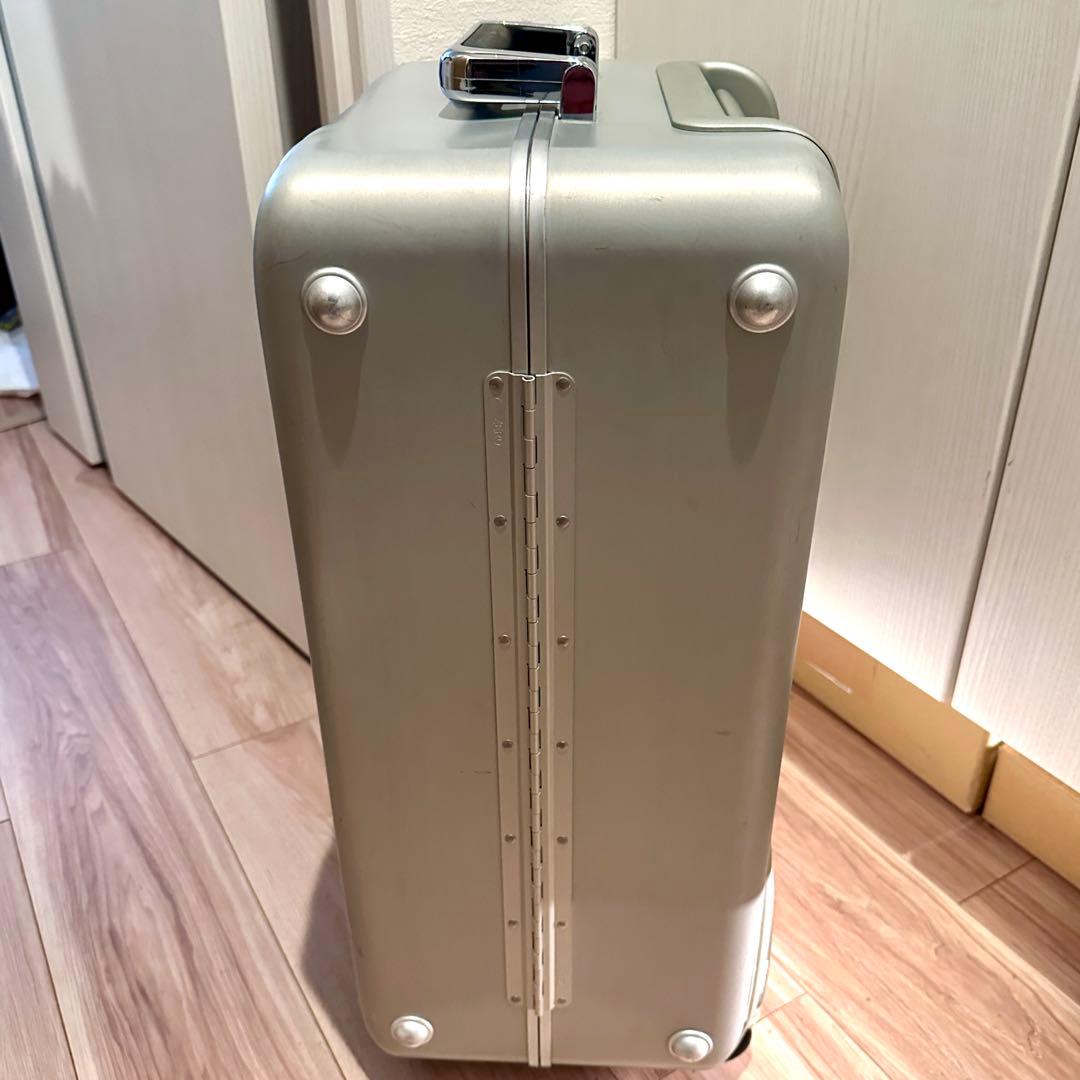 【希少】ゼロハリバートン アルミ キャリーケース ZR21WT-SI