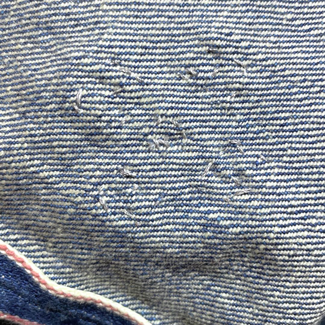 トゥエモントレゾア　デニム　ビーズ　フローラル