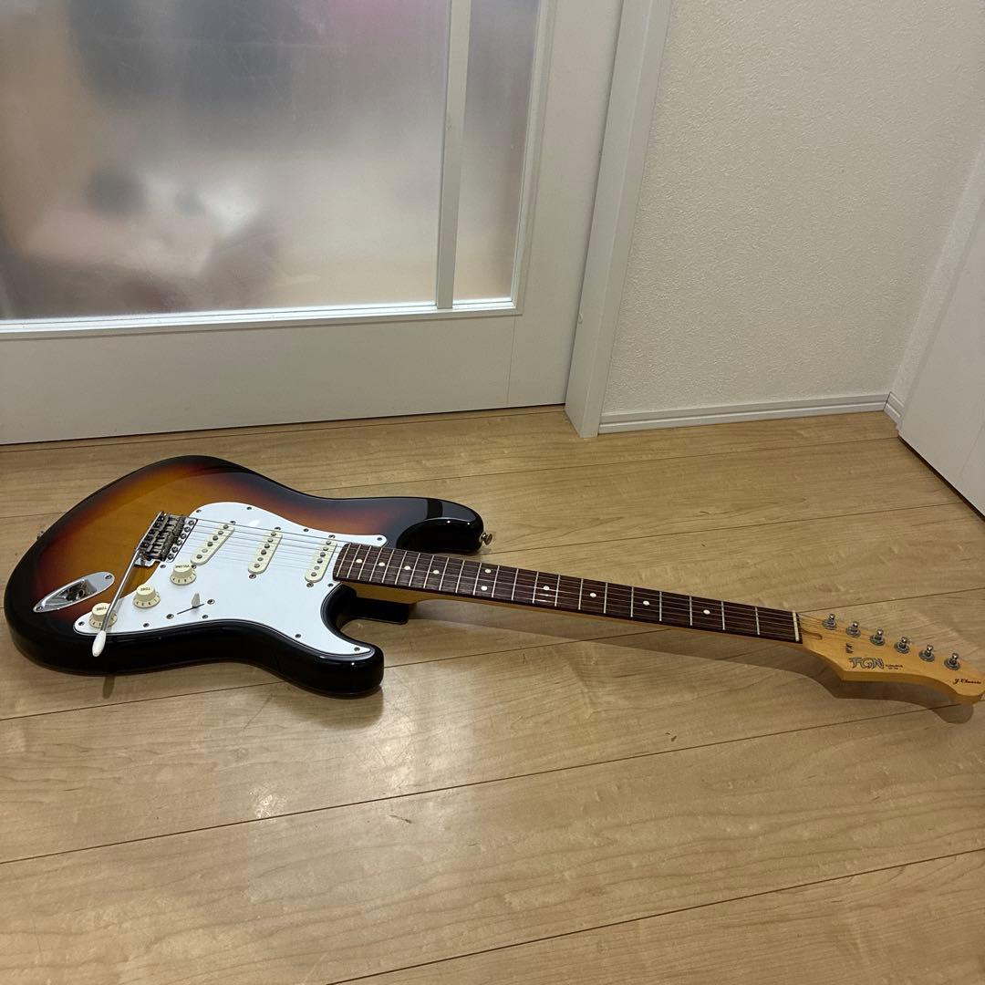 fgn ストラトキャスタータイプ　メンテ済み　即弾けます