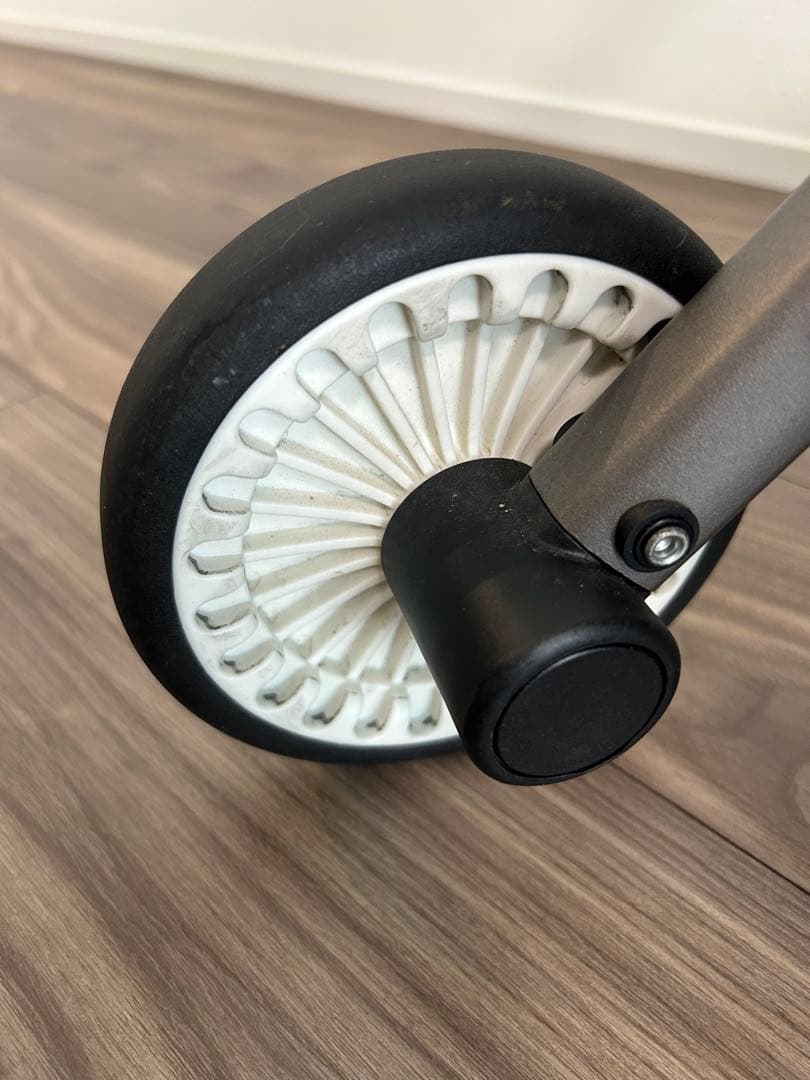 サイベックスリベル　ベージュ　ベビーカー