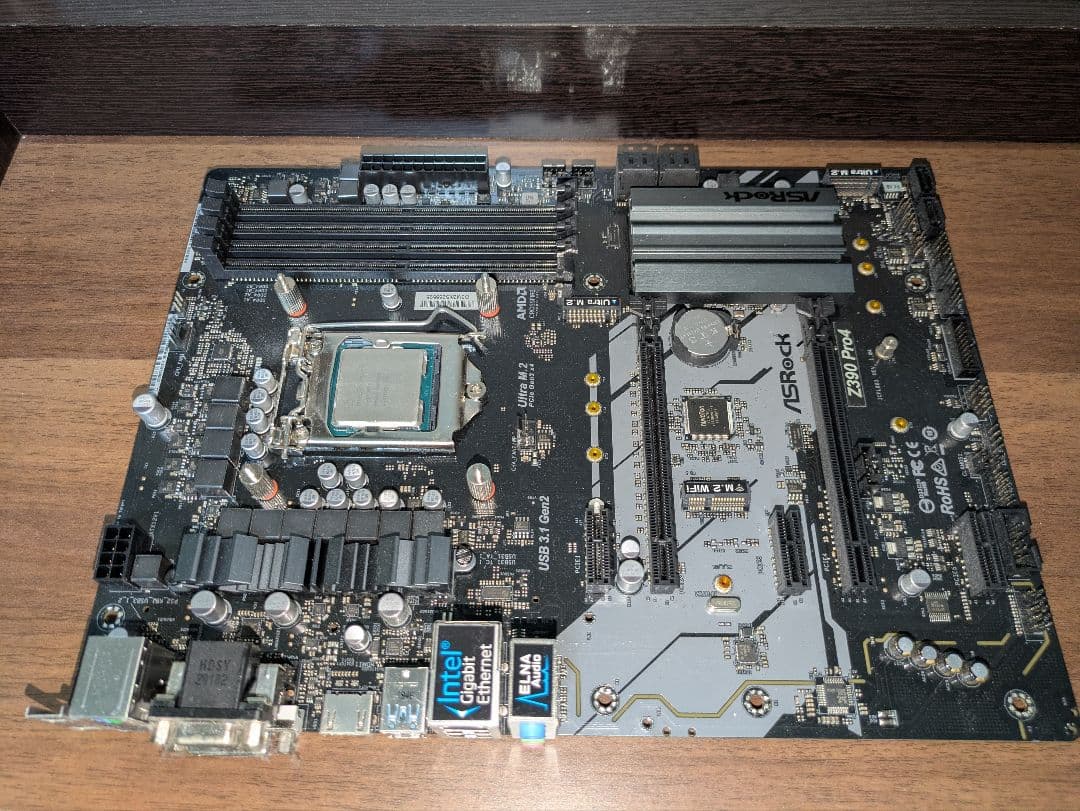 ASRock Z390 Pro4 マザーボード+Core i7 9700KF