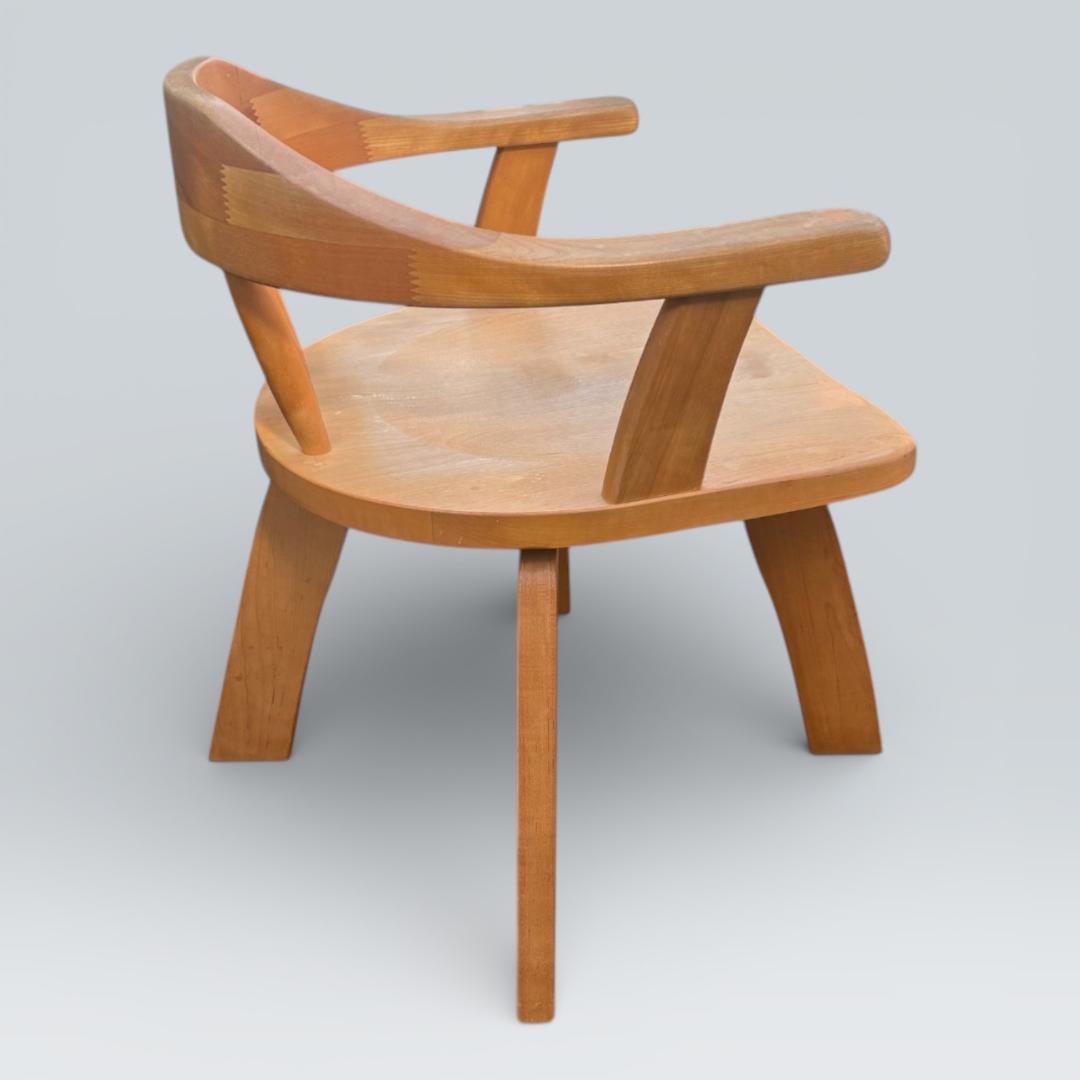 大川家具 回転ダイニングチェア 肘付き 幅58cm 天然木①