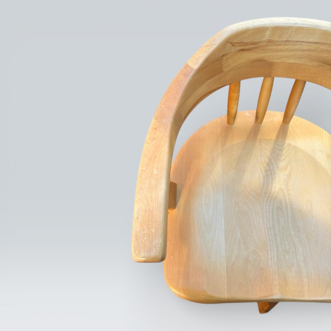 大川家具 回転ダイニングチェア 肘付き 幅58cm 天然木①