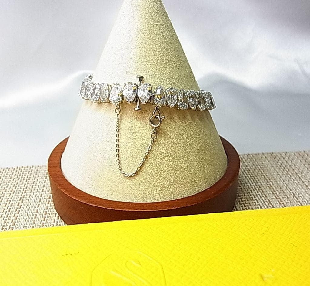 正規美品SWAROVSKIスワロフスキーMilleniaミレニアブレスレット