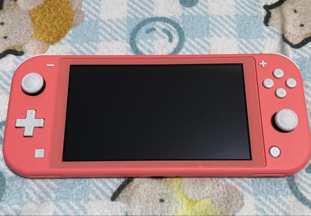 ニンテンドースイッチ ライト 本体 コーラル 付属品あり（比較的美品）