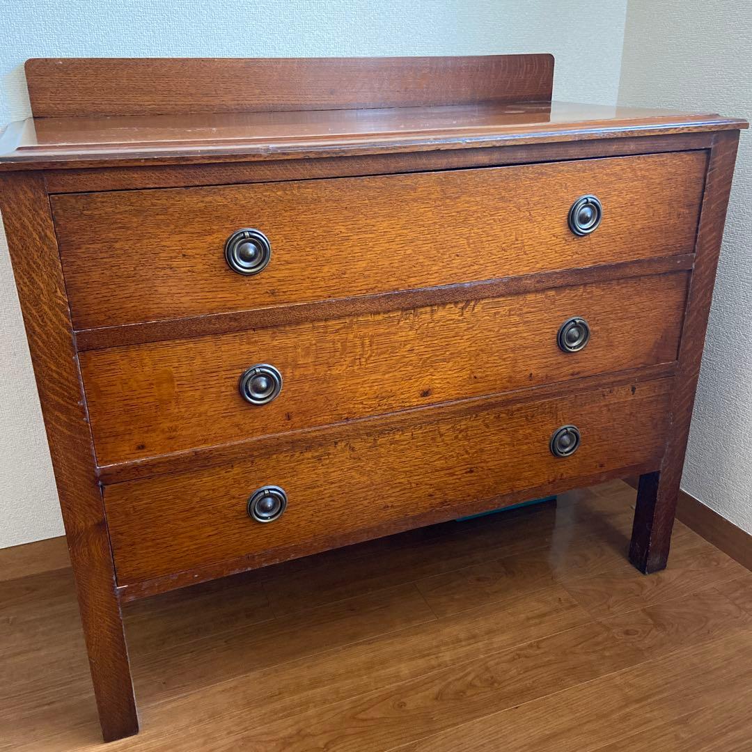 イギリスロイズアンティークス3段チェスト