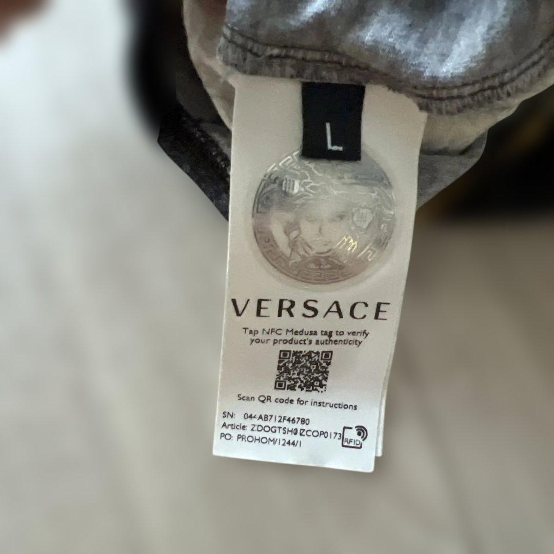 VERSACE 犬服 メデューサデザイン Lサイズ 定価26400円