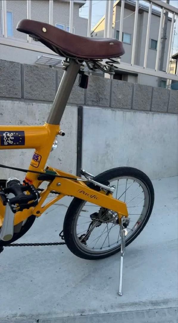 廃盤　希少プジョー (PEUGEOT)のPacific-イエロー