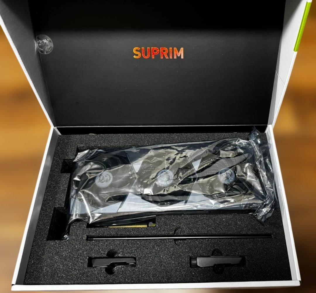 グラフィックボード・グラボ・ビデオカード MSI GeForce RTX 3090 SUPRIM X