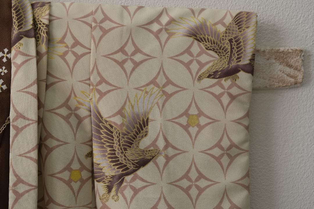 ⭐︎ふーみん⭐︎3歳　七五三　鷹模様の着物