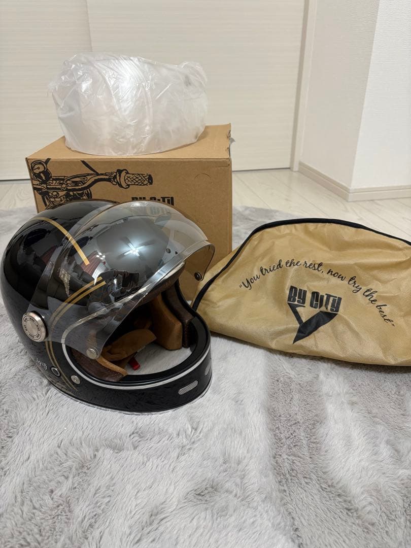 by City フルフェイスヘルメット ブラック/ゴールド ロードスターII