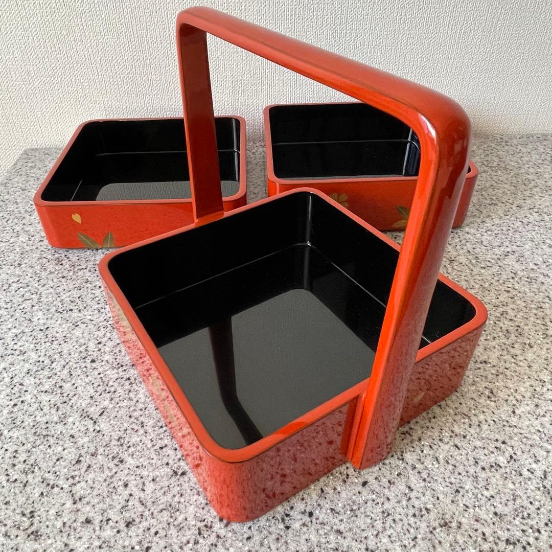 超美品　漆器　輪島塗　手提重　朱色　もみじ　桜　3段　重箱　お祝い　ひな祭り