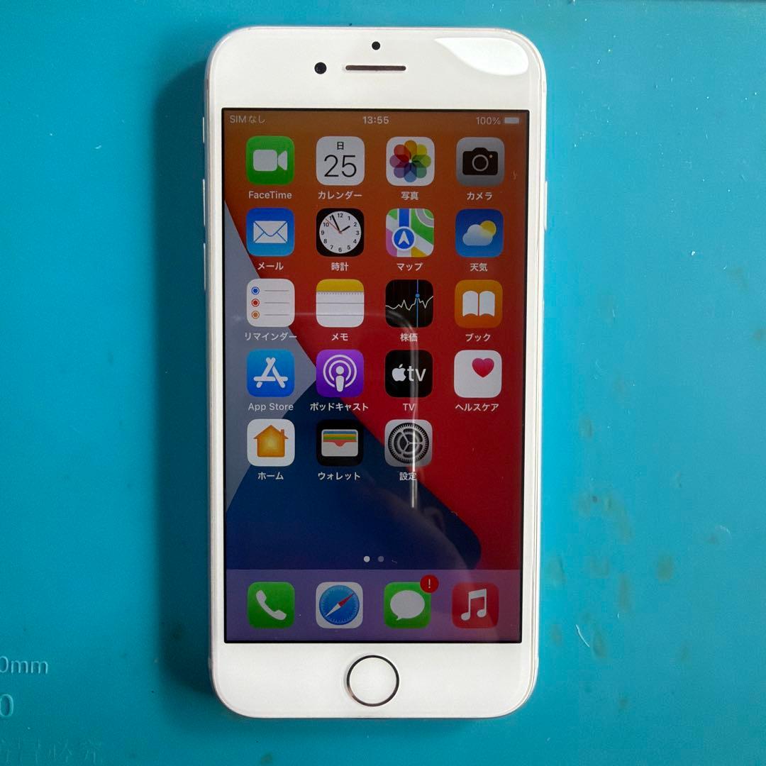iPhone8 64G シルバー SIMフリー バッテリー100%