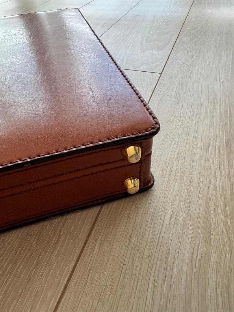 よしおページ　TUMI レザーアタッシュケース