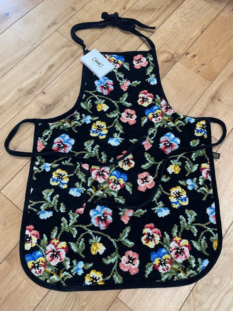 FEILER 花柄エプロン 新品タグ付き