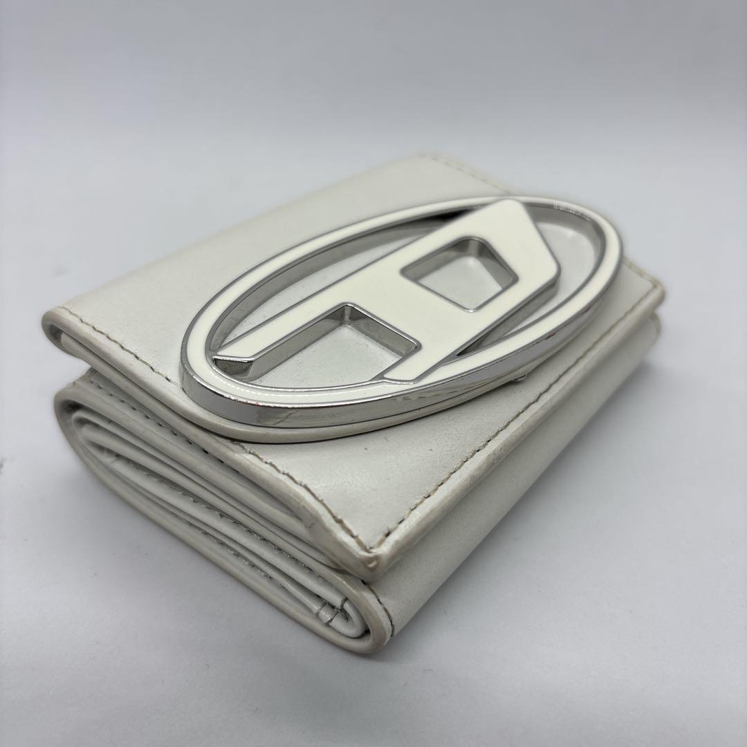 DIESEL　ディーゼル　三つ折り財布　デカロゴ　ホワイト