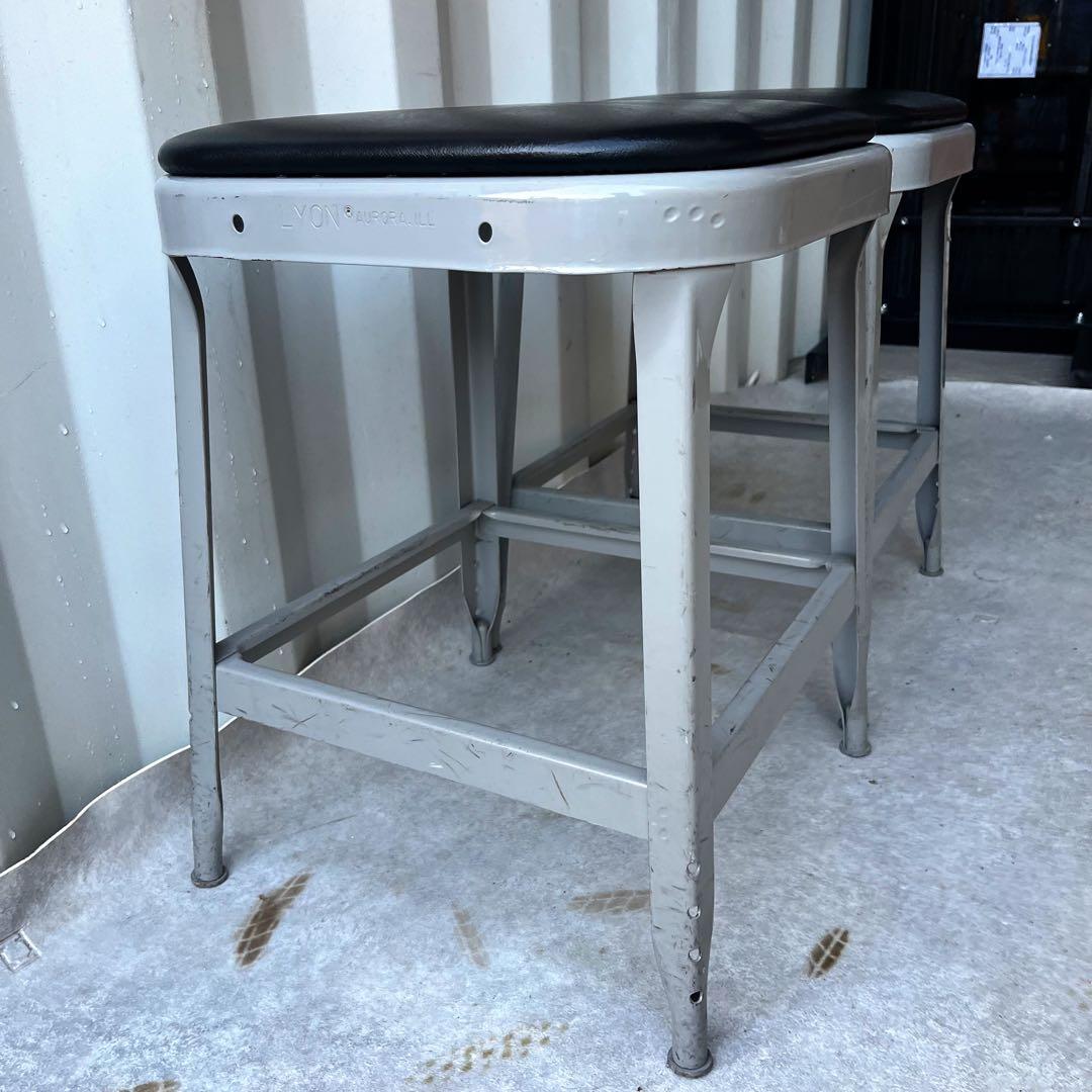 取付無料！LYON パシフィックファニチャーサービス 工場用スツール 黒 2脚✨